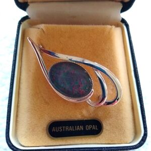 Australia Opal brooch